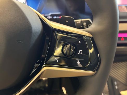 Used 2025 BMW X3 xDrive30i image 8