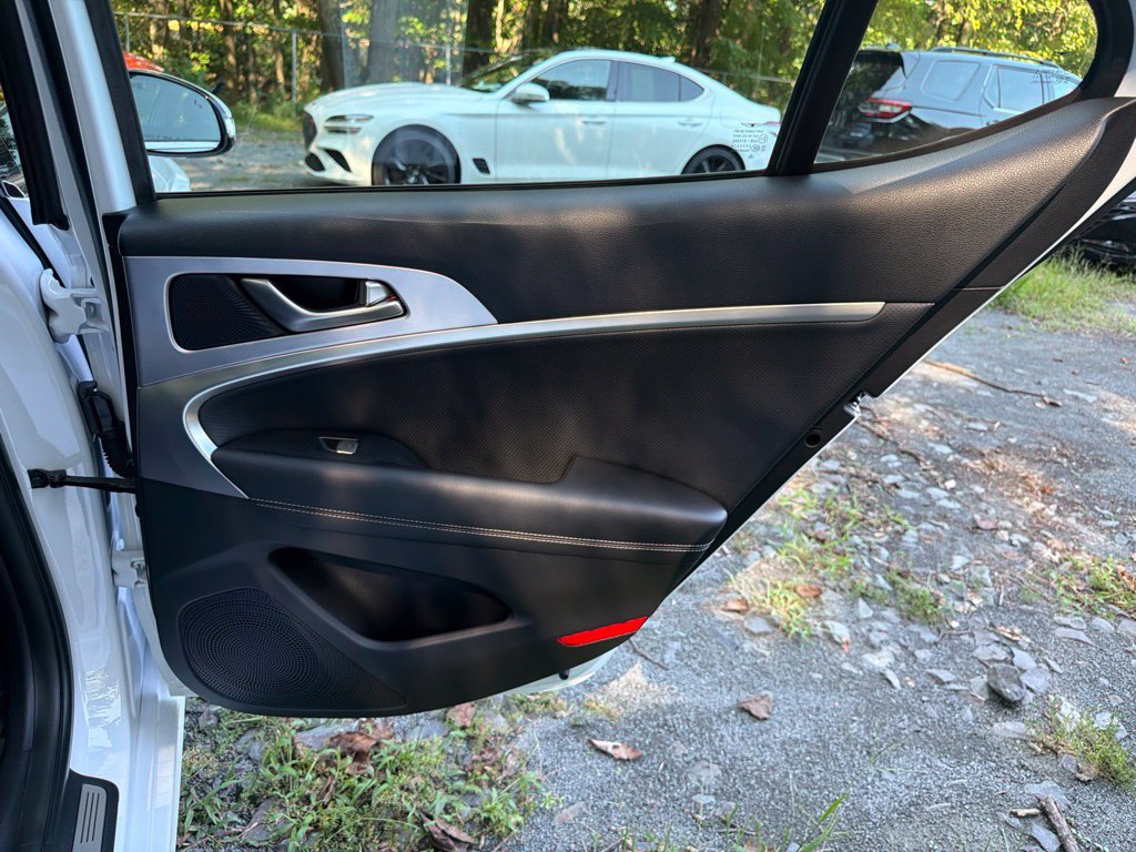 Used 2019 Genesis G70 2.0T Advanced w/ Elite Package AWD/4WD image 12