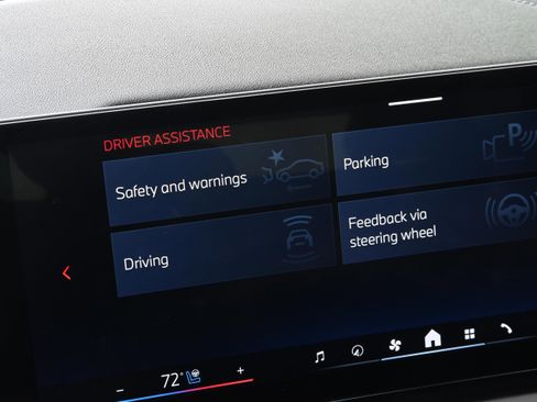 Certified 2025 BMW X3 M50 w/ Premium Package image 35