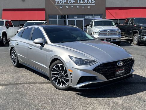 Used 2022 Hyundai Sonata Limited FWD image 2