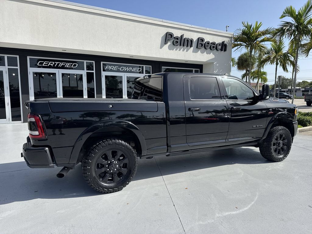Used 2022 RAM 2500 Limited AWD/4WD image 4