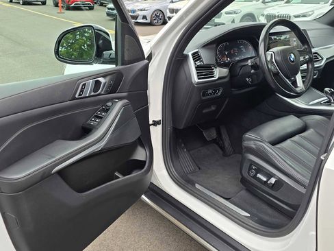 Used 2022 BMW X5 xDrive40i AWD/4WD image 19