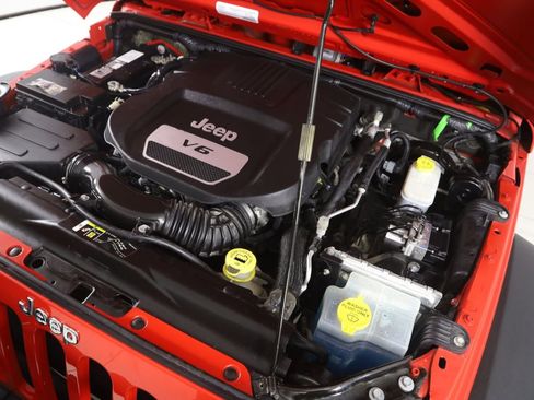 Used 2017 Jeep Wrangler Unlimited Sport w/ Quick Order Package 24S image 15