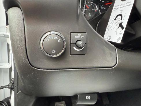 New 2025 Chevrolet Express 2500 Extended w/ Communications Package RWD image 17