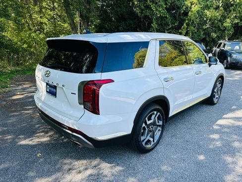 Used 2024 Hyundai Palisade Limited image 6