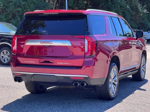 Used 2021 GMC Yukon Denali w/ Denali Premium Package AWD/4WD image 46