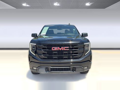Used 2026 GMC Sierra 1500 Elevation w/ Elevation Select Package AWD/4WD image 6