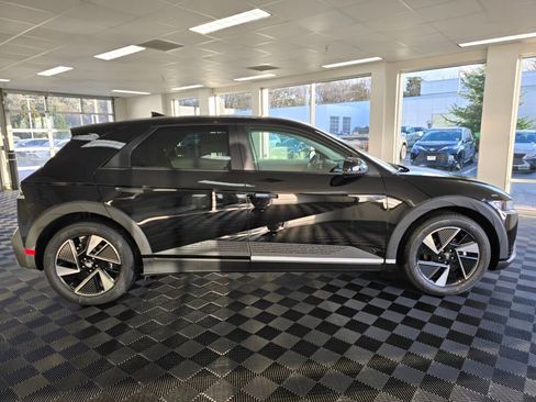 New 2026 Hyundai Ioniq 5 SEL image 3