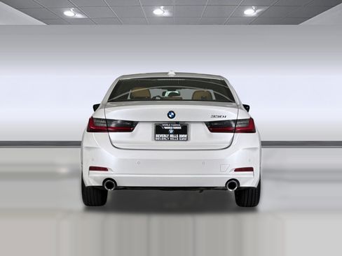 Used 2023 BMW 330i Sedan w/ Parking Assistance Package RWD image 9
