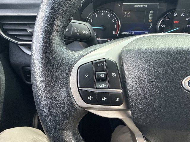 Used 2024 Ford Explorer XLT w/ Equipment Group 202A RWD image 33