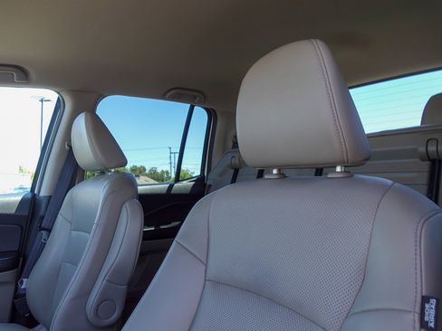 Used 2017 Honda Ridgeline RTL image 12