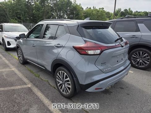 Used 2024 Nissan Kicks SR w/ SR Premium Package FWD image 2