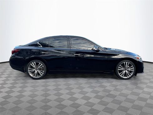 Used 2023 INFINITI Q50 Sensory image 5