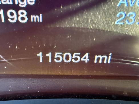 Used 2017 Jeep Grand Cherokee Limited image 31