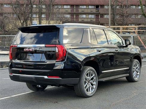 New 2026 GMC Yukon Elevation image 2