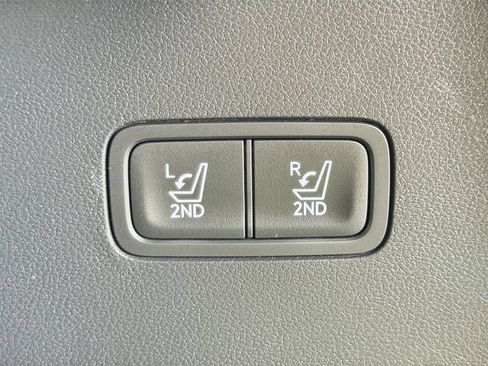 Used 2024 Hyundai Santa Fe SEL FWD image 37