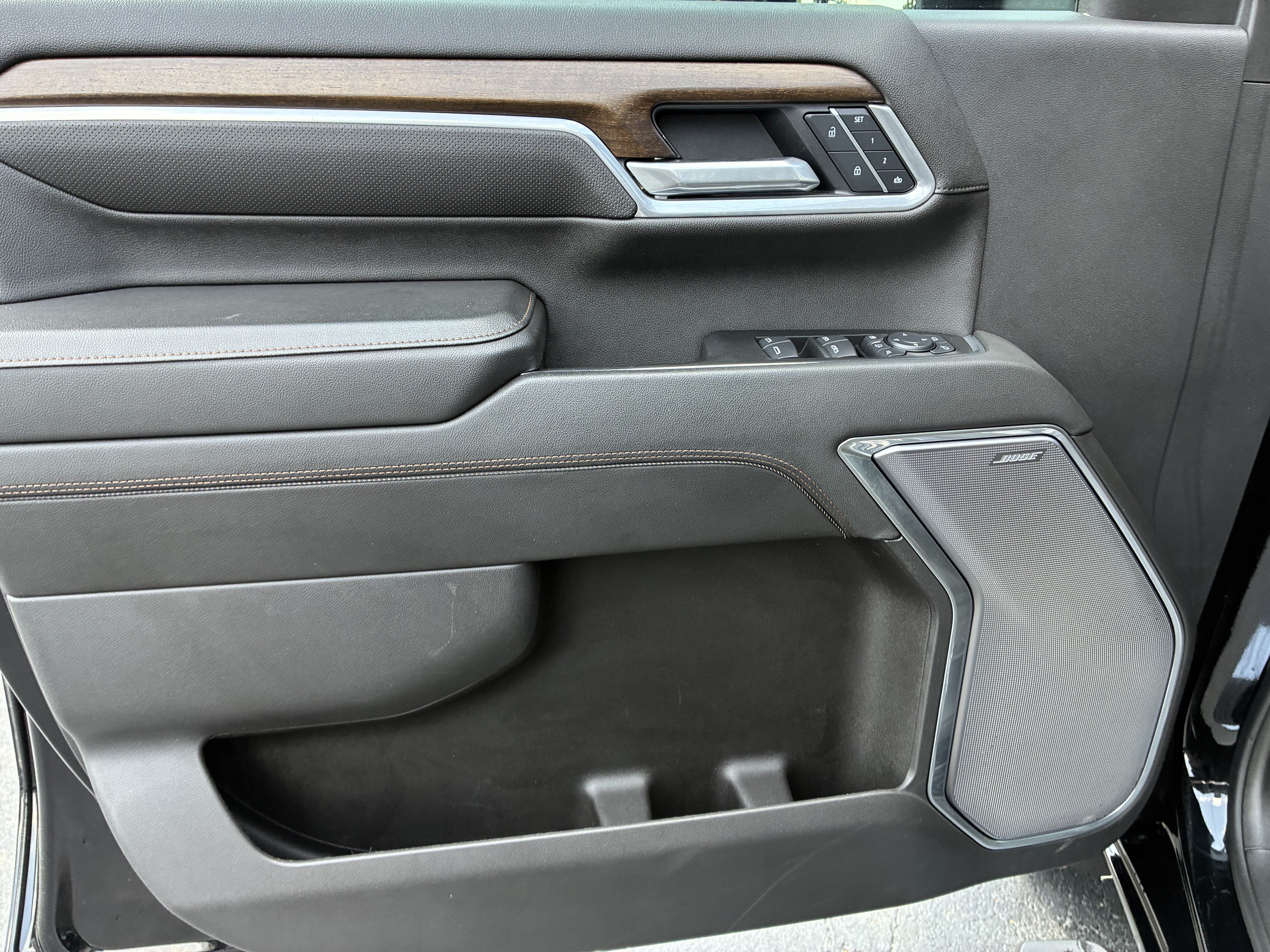Used 2025 Chevrolet Silverado 3500 High Country w/ High Country Premium Package AWD/4WD image 26