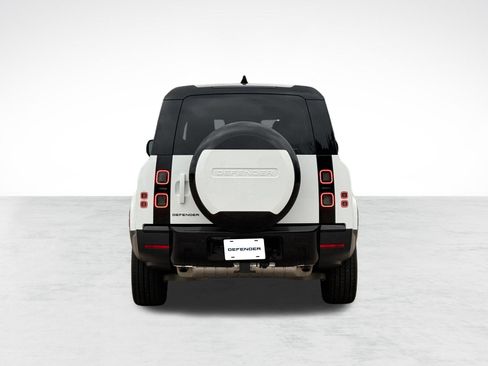 Used 2026 Land Rover Defender 130 S AWD/4WD image 9