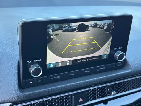 Certified 2025 Honda Civic Sport image 17