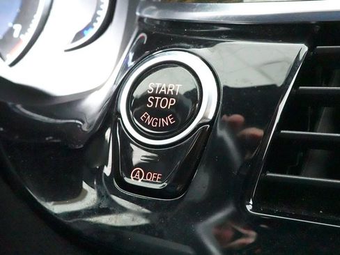 Used 2019 BMW 530i xDrive w/ Convenience Package AWD/4WD image 20