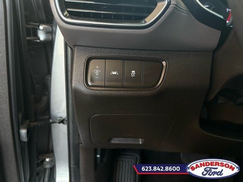 Used 2020 Hyundai Santa Fe SE FWD image 11