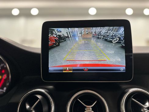 Used 2019 Mercedes-Benz CLA 250 image 27