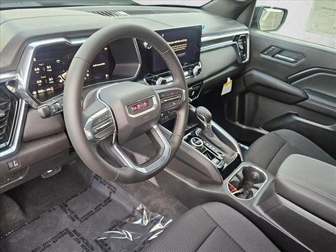 New 2026 GMC Canyon Elevation w/ Technology Package image 3