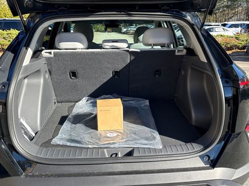 New 2026 Hyundai Kona SE image 18