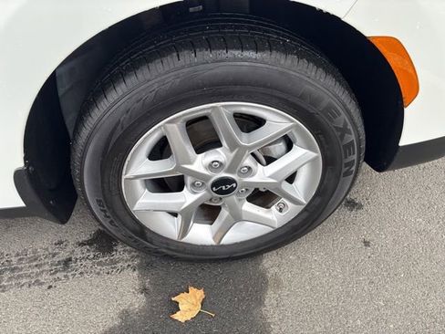 Used 2024 Kia Soul S image 36