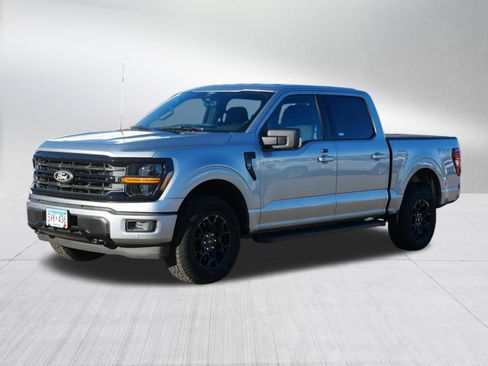 Used 2025 Ford F150 XLT w/ Equipment Group 302A MID image 3