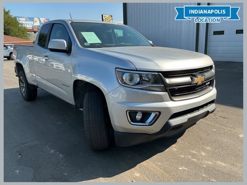 Used 2017 Chevrolet Colorado Z71 AWD/4WD image 1