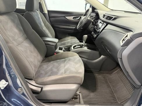 Used 2016 Nissan Rogue SV AWD/4WD image 23