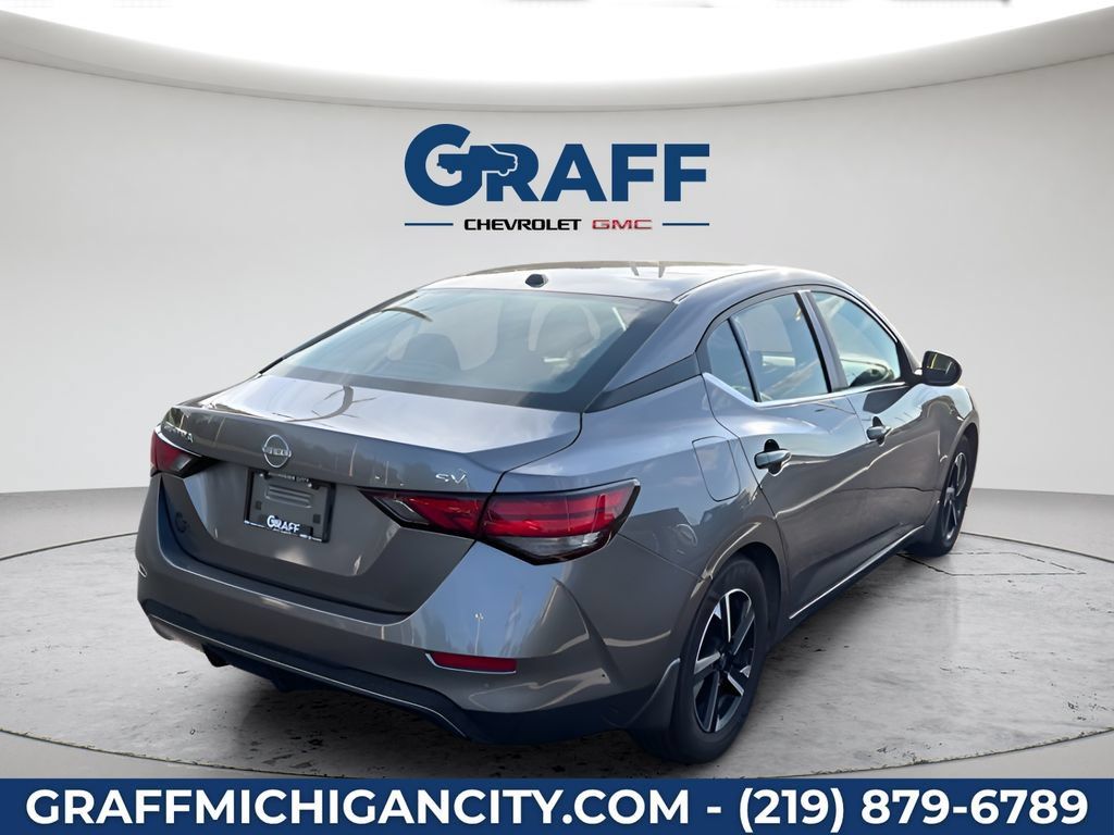 Used 2024 Nissan Sentra SV FWD image 5