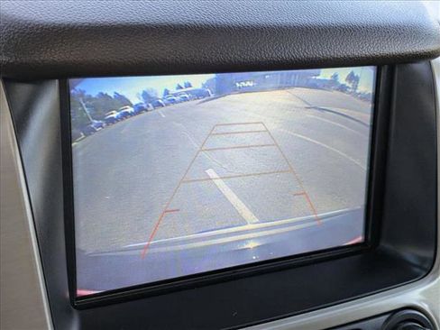 Used 2019 GMC Yukon Denali w/ Enhanced Security Package image 13