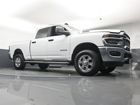 Used 2026 RAM 2500 Big Horn AWD/4WD image 26