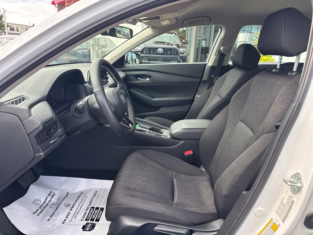 Used 2023 Honda Accord LX image 10