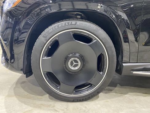 Used 2024 Mercedes-Benz GLS 63 AMG 4MATIC image 21