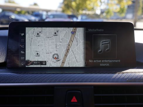 Used 2017 BMW M3 image 25