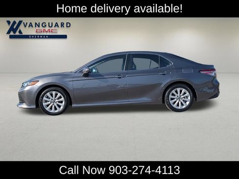 Used 2019 Toyota Camry LE FWD image 4