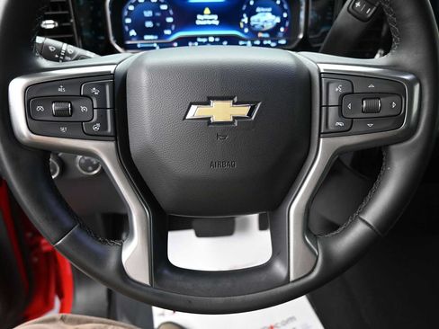 Used 2023 Chevrolet Silverado 1500 LT AWD/4WD image 6