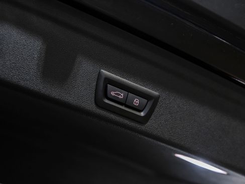 Used 2025 BMW X6 xDrive40i AWD/4WD image 72