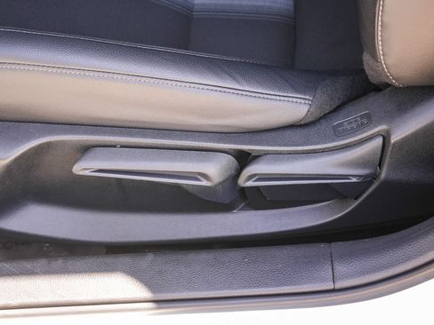 Used 2025 Honda Civic Sport image 20