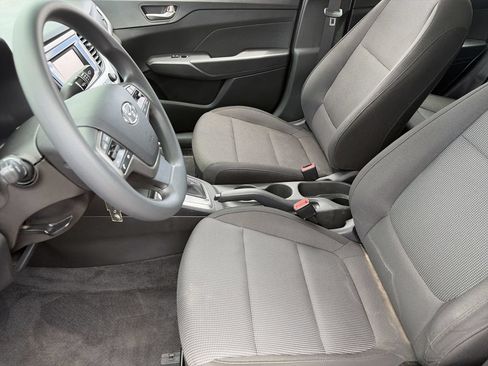 Used 2022 Hyundai Accent SE FWD image 18