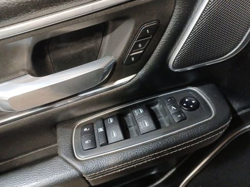 Used 2021 RAM 1500 Laramie image 15