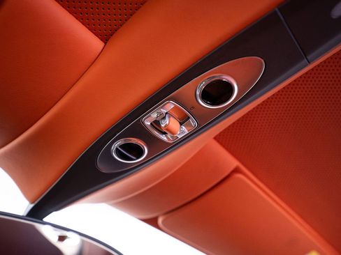 Used 2018 Bugatti Chiron AWD/4WD image 59