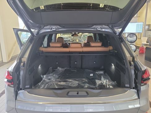 Used 2026 BMW X5 xDrive50e w/ Executive Package image 17