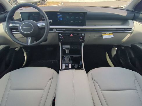 New 2026 Hyundai Tucson SEL Plus AWD/4WD image 18