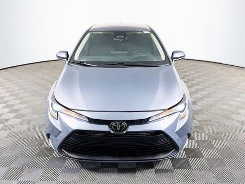 Used 2024 Toyota Corolla LE FWD image 2