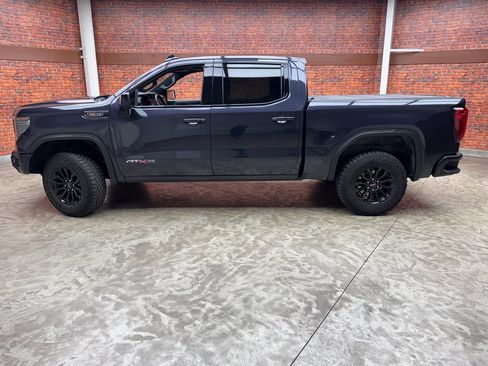 Used 2023 GMC Sierra 1500 AT4X AWD/4WD image 2