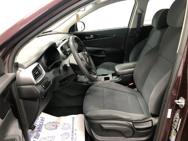Used 2017 Kia Sorento FWD image 19